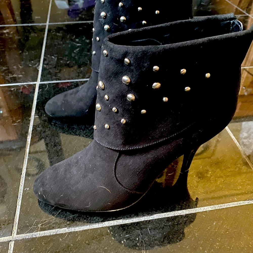 Unisa Boots